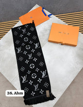 Load image into Gallery viewer, Scarf