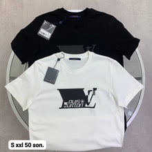 Load image into Gallery viewer, Tshirt