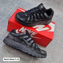 Load image into Gallery viewer, Shoes