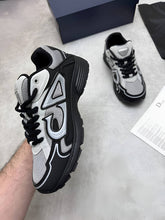 Load image into Gallery viewer, Shoes