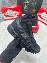 Load image into Gallery viewer, Shoes men