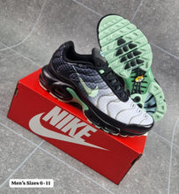 Load image into Gallery viewer, Shoes