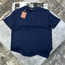 Load image into Gallery viewer, Tshirt