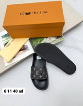 Load image into Gallery viewer, Slipper