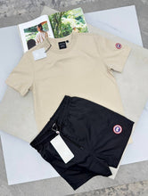 Load image into Gallery viewer, T-shirt