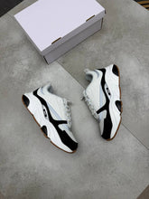 Load image into Gallery viewer, Shoes