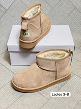 Load image into Gallery viewer, Shoes