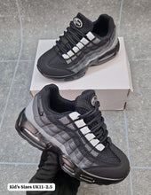 Load image into Gallery viewer, Shoes boy