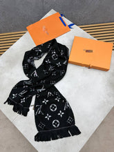 Load image into Gallery viewer, Scarf