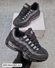 Load image into Gallery viewer, Shoes boy