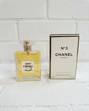 Load image into Gallery viewer, Perfume
