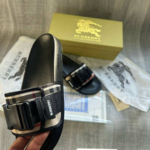 Load image into Gallery viewer, Slipper