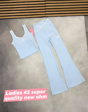 Load image into Gallery viewer, Tracksuit women