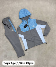 Load image into Gallery viewer, Tracksuit boy