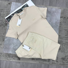 Load image into Gallery viewer, T-shirt