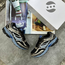 Load image into Gallery viewer, Shoes