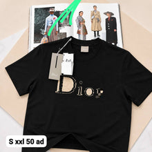 Load image into Gallery viewer, T-shirt