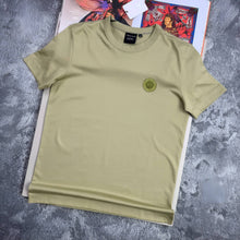 Load image into Gallery viewer, T-shirt