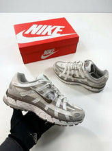 Load image into Gallery viewer, Shoes