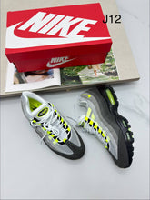 Load image into Gallery viewer, Shoes