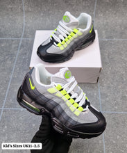 Load image into Gallery viewer, Shoes boy