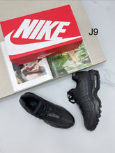 Load image into Gallery viewer, Shoes