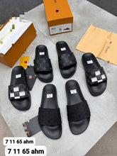 Load image into Gallery viewer, Slipper