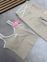 Load image into Gallery viewer, Tracksuit women