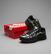 Load image into Gallery viewer, Shoes