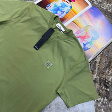 Load image into Gallery viewer, Tshirt
