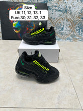 Load image into Gallery viewer, Shoes boy