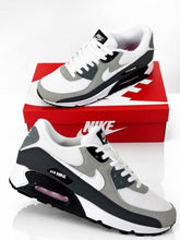 Load image into Gallery viewer, Shoes