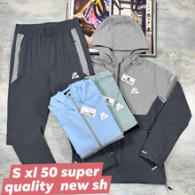 Load image into Gallery viewer, Tracksuit men