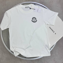 Load image into Gallery viewer, Tshirt