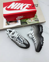 Load image into Gallery viewer, Shoes