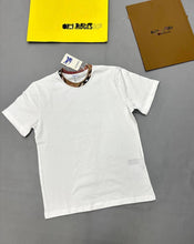 Load image into Gallery viewer, Tshirt