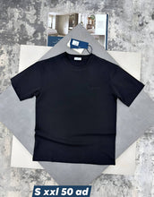 Load image into Gallery viewer, T-shirt