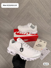 Load image into Gallery viewer, Shoes