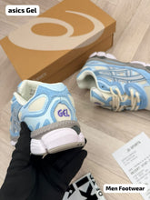 Load image into Gallery viewer, Shoes