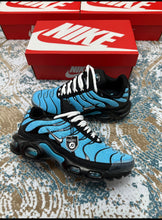 Load image into Gallery viewer, Shoes