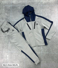 Load image into Gallery viewer, Tracksuit