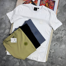 Load image into Gallery viewer, T-shirt