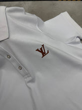 Load image into Gallery viewer, T-shirt