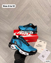 Load image into Gallery viewer, Shoes