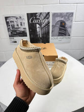 Load image into Gallery viewer, Slipper