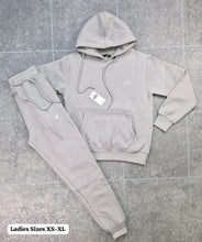 Load image into Gallery viewer, Tracksuit