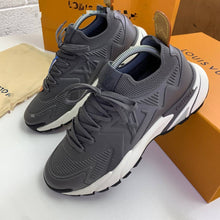 Load image into Gallery viewer, Shoes