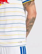 Load image into Gallery viewer, T-shirt