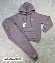 Load image into Gallery viewer, Tracksuit