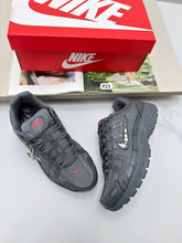 Load image into Gallery viewer, Shoes